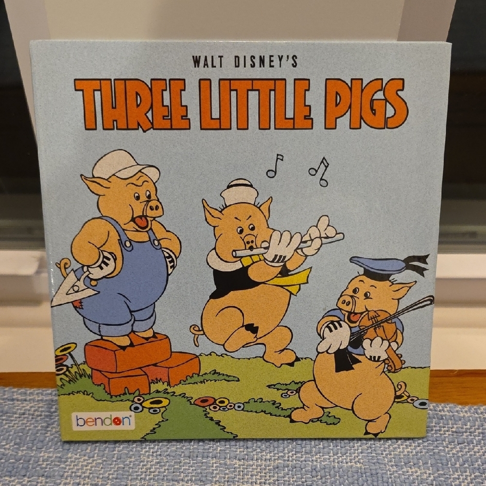 Disney Bendon Three Little Pigs Learning Toy